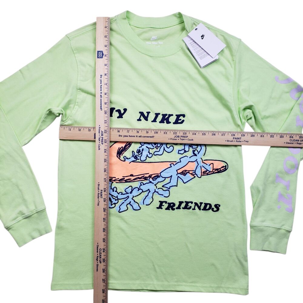 NWT Nike Tee My Nike Friends Shirt Mens Small Green Embroidered Long Sleeve - Picture 6 of 10
